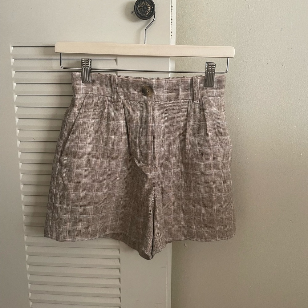 Maje Shorts - Picture 2 of 12